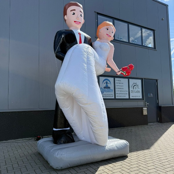 Inflatable Couple
